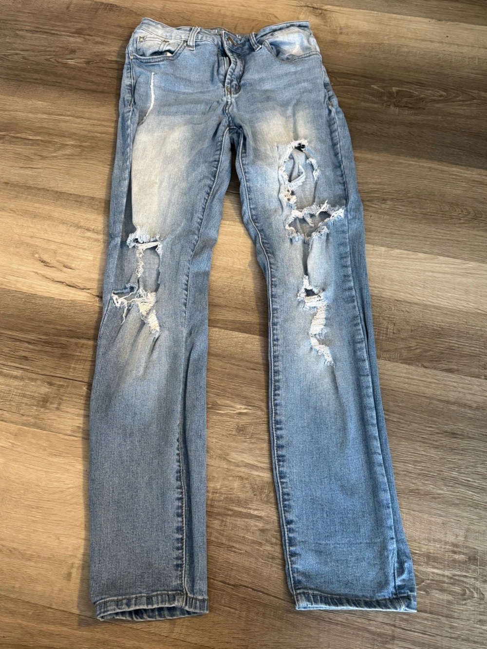 GENLECK Distressed Ripped Skinny Jeans Size 4 Light Wash